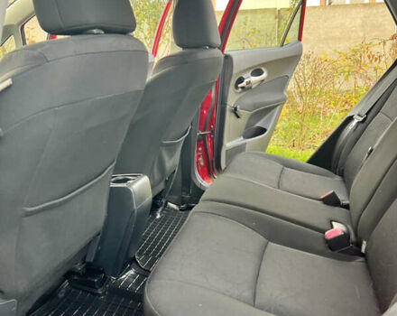 Червоний Тойота Ауріс, об'ємом двигуна 1.36 л та пробігом 229 тис. км за 6300 $, фото 28 на Automoto.ua