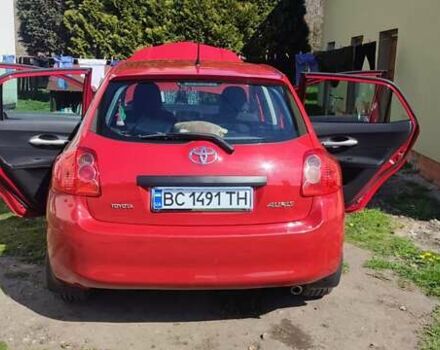 Красный Тойота Аурис, объемом двигателя 1.36 л и пробегом 250 тыс. км за 6000 $, фото 10 на Automoto.ua