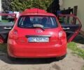 Красный Тойота Аурис, объемом двигателя 1.36 л и пробегом 250 тыс. км за 6000 $, фото 10 на Automoto.ua