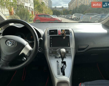 Тойота Аурис 2009 в Одессе на Automoto.ua Красный Тойота Аурис, объемом двигателя 1.6 л и пробегом 147 тыс. км за 8200 $, фото 12 на Automoto.ua