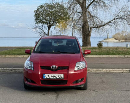 Красный Тойота Аурис, объемом двигателя 1.6 л и пробегом 123 тыс. км за 8500 $, фото 6 на Automoto.ua