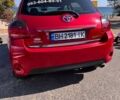 Червоний Тойота Ауріс, об'ємом двигуна 1.6 л та пробігом 219 тис. км за 9700 $, фото 3 на Automoto.ua