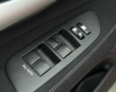 Тойота Аурис 2010 в Белой Церкве на Automoto.ua Красный Тойота Аурис, объемом двигателя 1.6 л и пробегом 169 тыс. км за 10000 $, фото 15 на Automoto.ua