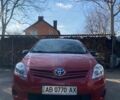Червоний Тойота Ауріс, об'ємом двигуна 1.6 л та пробігом 140 тис. км за 8700 $, фото 1 на Automoto.ua