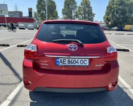 Тойота Аурис 2010 в Днепре (Днепропетровске) на Automoto.ua Красный Тойота Аурис, объемом двигателя 1.33 л и пробегом 158 тыс. км за 6999 $, фото 3 на Automoto.ua