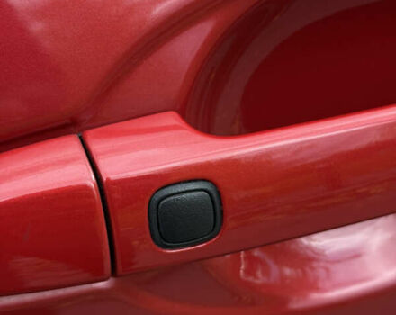 Тойота Аурис 2010 в Белой Церкве на Automoto.ua Красный Тойота Аурис, объемом двигателя 1.6 л и пробегом 169 тыс. км за 10000 $, фото 24 на Automoto.ua