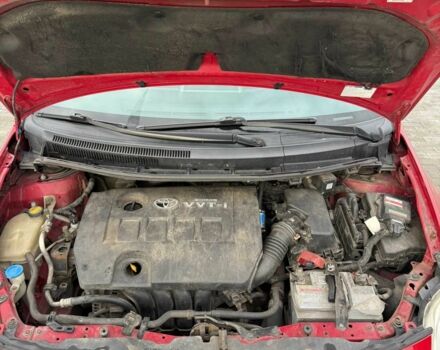 Червоний Тойота Ауріс, об'ємом двигуна 1.6 л та пробігом 238 тис. км за 5500 $, фото 10 на Automoto.ua