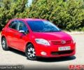 Червоний Тойота Ауріс, об'ємом двигуна 1.6 л та пробігом 172 тис. км за 8900 $, фото 1 на Automoto.ua