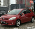 Красный Тойота Аурис, объемом двигателя 1.6 л и пробегом 110 тыс. км за 9999 $, фото 6 на Automoto.ua