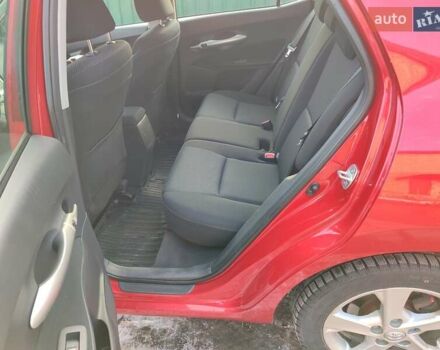 Красный Тойота Аурис, объемом двигателя 1.6 л и пробегом 118 тыс. км за 9299 $, фото 4 на Automoto.ua