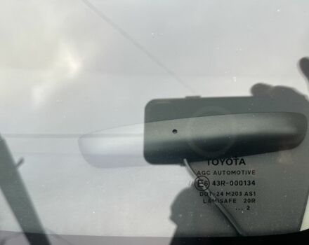 Красный Тойота Аурис, объемом двигателя 1.6 л и пробегом 104 тыс. км за 10500 $, фото 14 на Automoto.ua