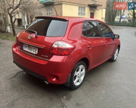 Красный Тойота Аурис, объемом двигателя 1.6 л и пробегом 104 тыс. км за 10500 $, фото 22 на Automoto.ua