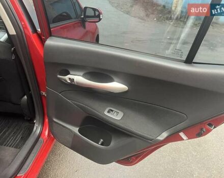 Красный Тойота Аурис, объемом двигателя 1.6 л и пробегом 104 тыс. км за 10500 $, фото 13 на Automoto.ua