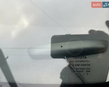 Красный Тойота Аурис, объемом двигателя 1.6 л и пробегом 104 тыс. км за 10500 $, фото 28 на Automoto.ua