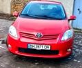 Червоний Тойота Ауріс, об'ємом двигуна 1.6 л та пробігом 15100 тис. км за 9200 $, фото 1 на Automoto.ua