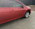 Тойота Аурис 2012 в Киеве на Automoto.ua Красный Тойота Аурис, объемом двигателя 1.6 л и пробегом 87 тыс. км за 11700 $, фото 2 на Automoto.ua