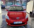 Червоний Тойота Ауріс, об'ємом двигуна 1.6 л та пробігом 110 тис. км за 10900 $, фото 1 на Automoto.ua