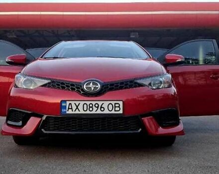 Червоний Тойота Ауріс, об'ємом двигуна 1.8 л та пробігом 126 тис. км за 12500 $, фото 3 на Automoto.ua