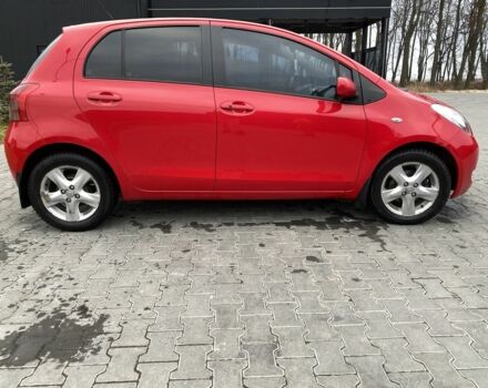 Красный Тойота Аурис, объемом двигателя 1.3 л и пробегом 140 тыс. км за 5000 $, фото 5 на Automoto.ua