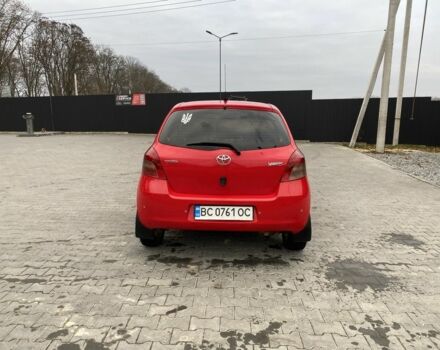 Красный Тойота Аурис, объемом двигателя 1.3 л и пробегом 140 тыс. км за 5000 $, фото 4 на Automoto.ua