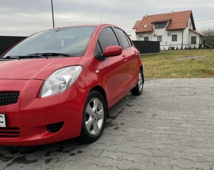 Красный Тойота Аурис, объемом двигателя 1.3 л и пробегом 140 тыс. км за 5000 $, фото 1 на Automoto.ua