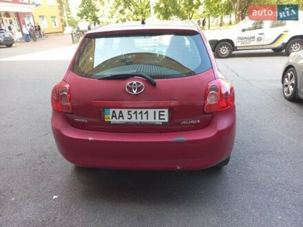 Тойота Ауріс 2008 у Києві на Automoto.ua Червоний Тойота Ауріс, об'ємом двигуна 1.6 л та пробігом 229 тис. км за 5000 $, фото 1 на Automoto.ua