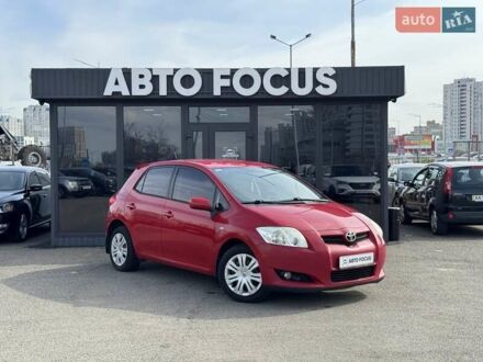 Тойота Аурис 2008 в Киеве на Automoto.ua Красный Тойота Аурис, объемом двигателя 1.6 л и пробегом 198 тыс. км за 6690 $, фото 1 на Automoto.ua