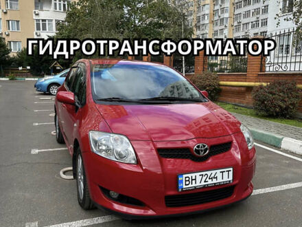 Тойота Аурис 2009 в Одессе на Automoto.ua Красный Тойота Аурис, объемом двигателя 1.6 л и пробегом 147 тыс. км за 8200 $, фото 1 на Automoto.ua