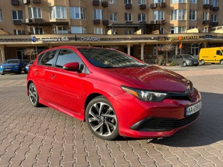 Тойота Аурис 2015 в Киеве на Automoto.ua Красный Тойота Аурис, объемом двигателя 1.8 л и пробегом 178 тыс. км за 10200 $, фото 1 на Automoto.ua