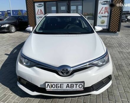 Тойота Ауріс, об'ємом двигуна 1.4 л та пробігом 196 тис. км за 11800 $, фото 1 на Automoto.ua