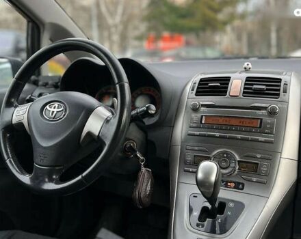 Тойота Ауріс, об'ємом двигуна 1.4 л та пробігом 264 тис. км за 6999 $, фото 16 на Automoto.ua