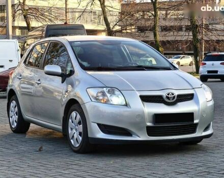 Тойота Аурис, объемом двигателя 0 л и пробегом 226 тыс. км за 6850 $, фото 3 на Automoto.ua