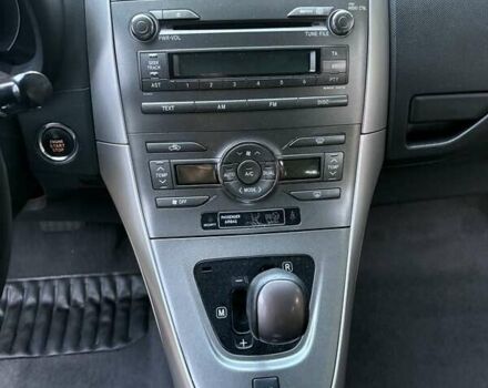 Тойота Аурис, объемом двигателя 0 л и пробегом 160 тыс. км за 6500 $, фото 16 на Automoto.ua