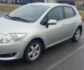 Тойота Аурис, объемом двигателя 1.6 л и пробегом 274 тыс. км за 6000 $, фото 1 на Automoto.ua