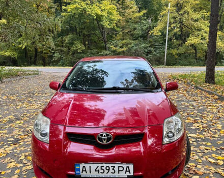 Тойота Аурис, объемом двигателя 1.6 л и пробегом 230 тыс. км за 5399 $, фото 1 на Automoto.ua