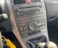 Тойота Аурис, объемом двигателя 1.6 л и пробегом 268 тыс. км за 5800 $, фото 10 на Automoto.ua