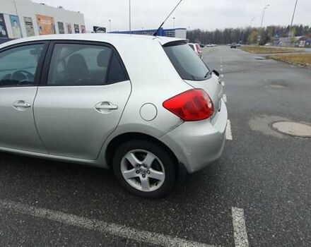 Тойота Аурис, объемом двигателя 1.6 л и пробегом 274 тыс. км за 6000 $, фото 3 на Automoto.ua