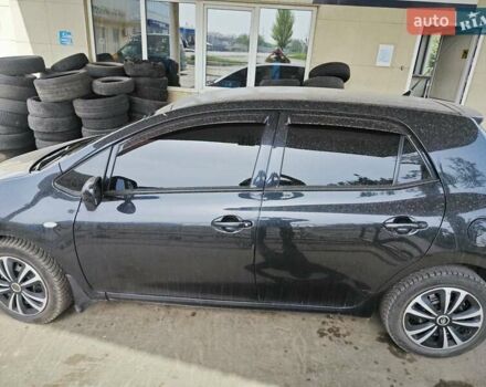 Тойота Аурис, объемом двигателя 1.6 л и пробегом 205 тыс. км за 6800 $, фото 1 на Automoto.ua