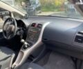 Тойота Аурис, объемом двигателя 1.6 л и пробегом 268 тыс. км за 5800 $, фото 4 на Automoto.ua