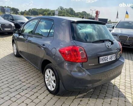 Тойота Аурис, объемом двигателя 1.6 л и пробегом 268 тыс. км за 5800 $, фото 2 на Automoto.ua