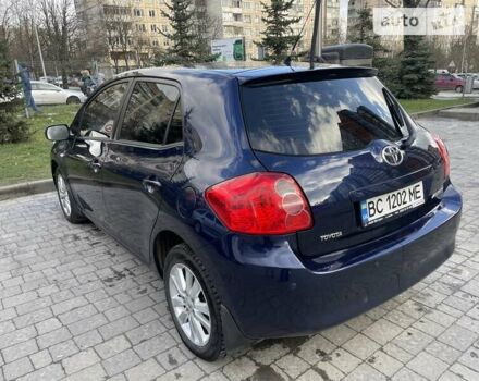 Тойота Аурис, объемом двигателя 1.6 л и пробегом 95 тыс. км за 6900 $, фото 4 на Automoto.ua