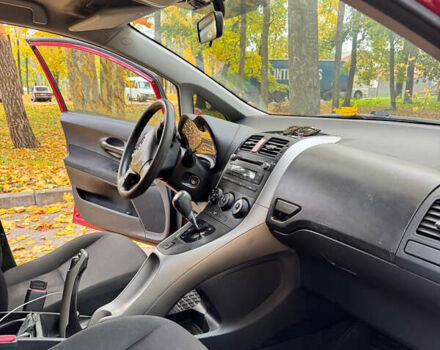 Тойота Аурис, объемом двигателя 1.6 л и пробегом 230 тыс. км за 5399 $, фото 18 на Automoto.ua