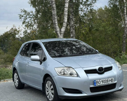 Тойота Аурис, объемом двигателя 1.6 л и пробегом 147 тыс. км за 5999 $, фото 4 на Automoto.ua