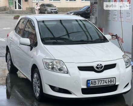 Тойота Аурис, объемом двигателя 1.6 л и пробегом 137 тыс. км за 7600 $, фото 11 на Automoto.ua