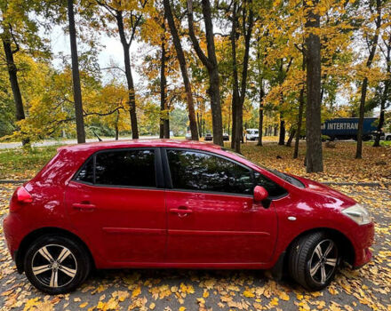 Тойота Аурис, объемом двигателя 1.6 л и пробегом 230 тыс. км за 5399 $, фото 4 на Automoto.ua