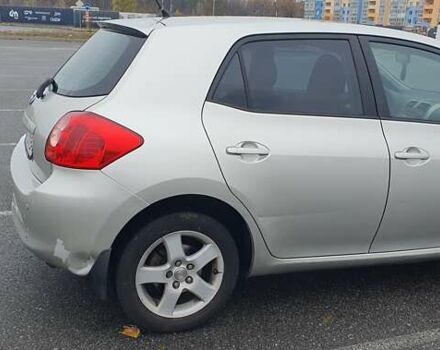Тойота Аурис, объемом двигателя 1.6 л и пробегом 274 тыс. км за 6000 $, фото 5 на Automoto.ua