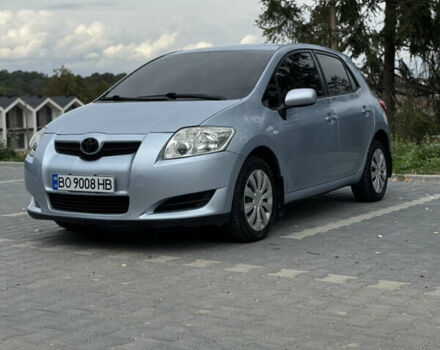 Тойота Аурис, объемом двигателя 1.6 л и пробегом 147 тыс. км за 5999 $, фото 12 на Automoto.ua