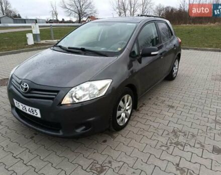 Тойота Аурис, объемом двигателя 1.6 л и пробегом 202 тыс. км за 7300 $, фото 6 на Automoto.ua