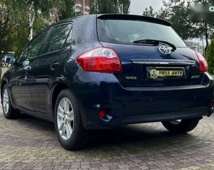 Тойота Ауріс, об'ємом двигуна 1.4 л та пробігом 247 тис. км за 7600 $, фото 4 на Automoto.ua