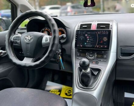 Тойота Ауріс, об'ємом двигуна 1.4 л та пробігом 247 тис. км за 7600 $, фото 15 на Automoto.ua